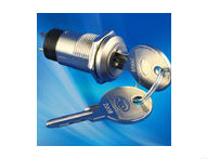 Mid-Size Switch Lock S335 Series